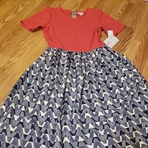 Medium coral, cream, and navy Lularoe Amelia bnwt